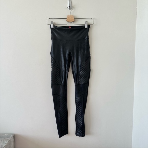 SPANX-FAUX Leather Moto Leggings (Size:Small) - Picture 3 of 13